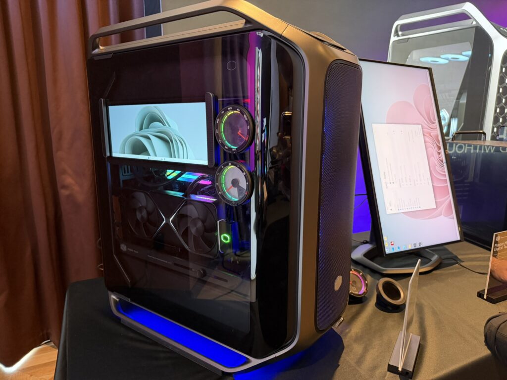 Cooler Master COSMOS C700M White Edition - Boîtier PC - | Muséericorde