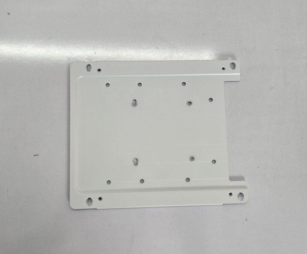 DeepCool CL6600 White Backside View 6