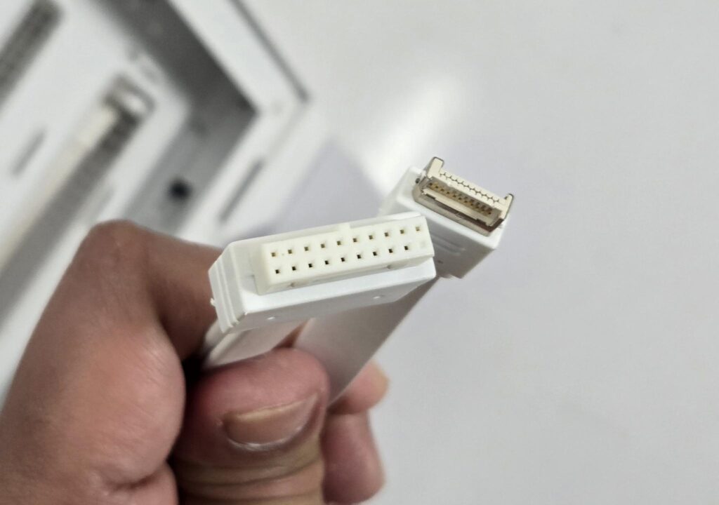 DeepCool CL6600 White Cables 2