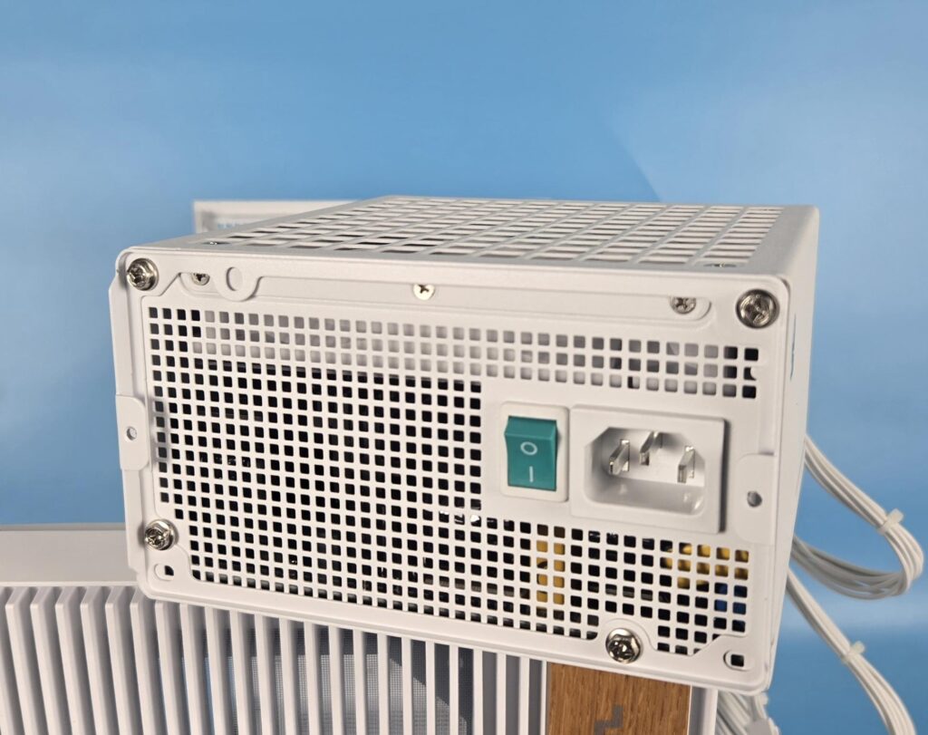 DeepCool CL6600 White Installation 4