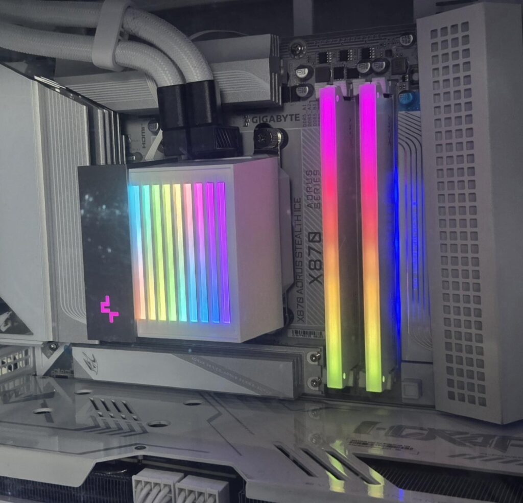 DeepCool CL6600 White RGB 5