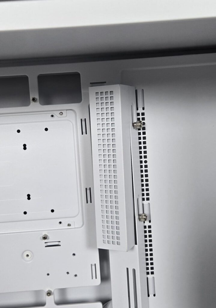 DeepCool CL6600 White Side View Side Cover