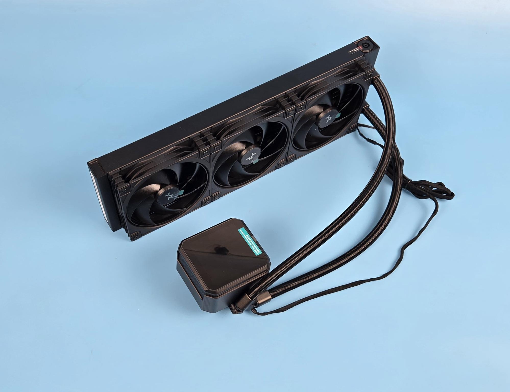 DeepCool Spartacus LCD 360 – Best Design with Excellent Cooling