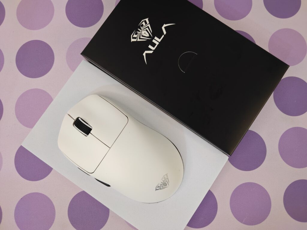 AULA SC800 mouse review: ultra-light gaming mouse 6 AULA SC800 Gaming Mouse 8