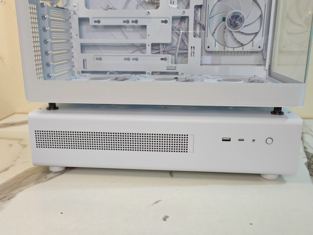 GAMEMAX N90 WH ARGB review – dual chamber design with dot matrix display 8 GAMEMAX N90 WH ARGB Dual Chamber PC Case 6