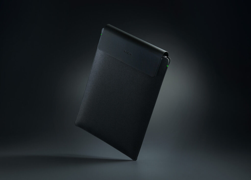 Razer brings a smart laptop sleeve with wireless charging 2 Razer laptop sleeve 4