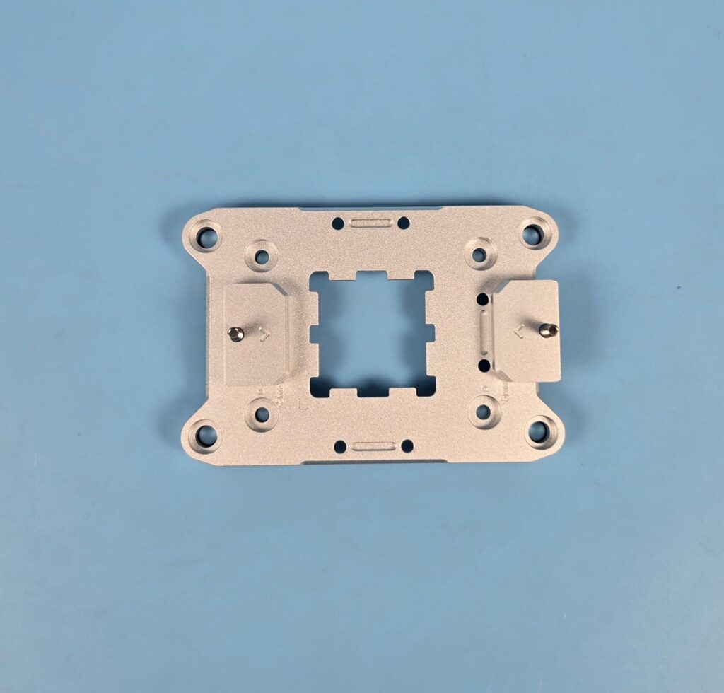 Sudokoo SK620V White Cooler Review: A Masterpiece 30 Sudokoo SK620V White Edition AMD Bracket 1