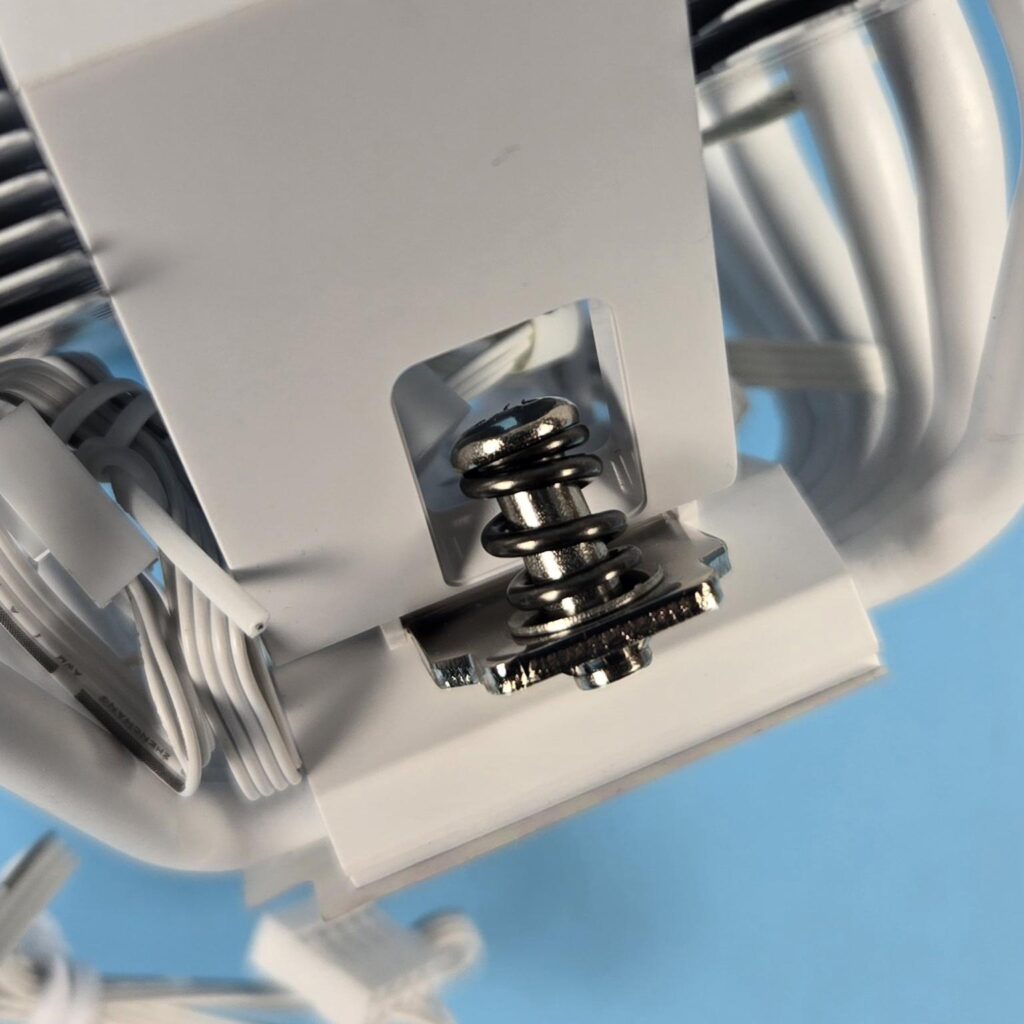 Sudokoo SK620V White Cooler Review: A Masterpiece 21 Sudokoo SK620V White Edition Spring Loaded Screw
