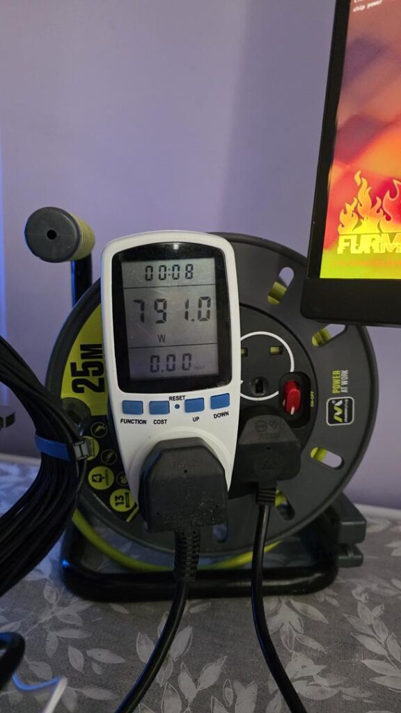 Thermaltake TOUGHPOWER PT 1200W Power Supply Review - Smaller and Mightier 33 PT 1200W power readings