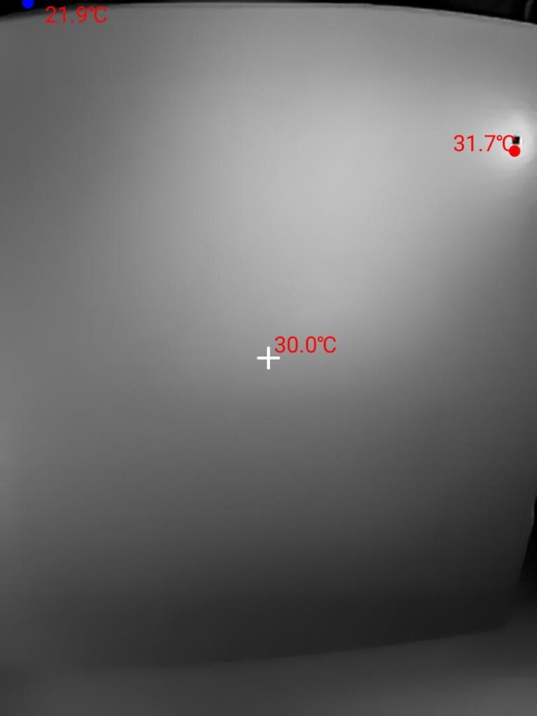 Thermaltake TOUGHPOWER PT 1200W Power Supply Review - Smaller and Mightier 31 Thermaltake TOUGHPOWER PR 1200W 29