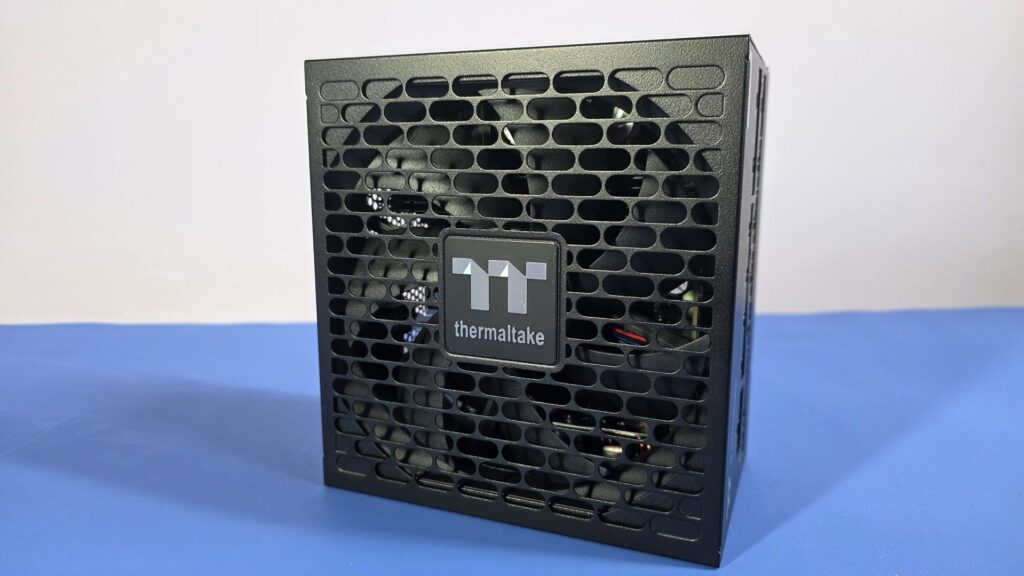 Thermaltake TOUGHPOWER PT 1200W Power Supply Review - Smaller and Mightier 10 Thermaltake TOUGHPOWER PR 1200W 4
