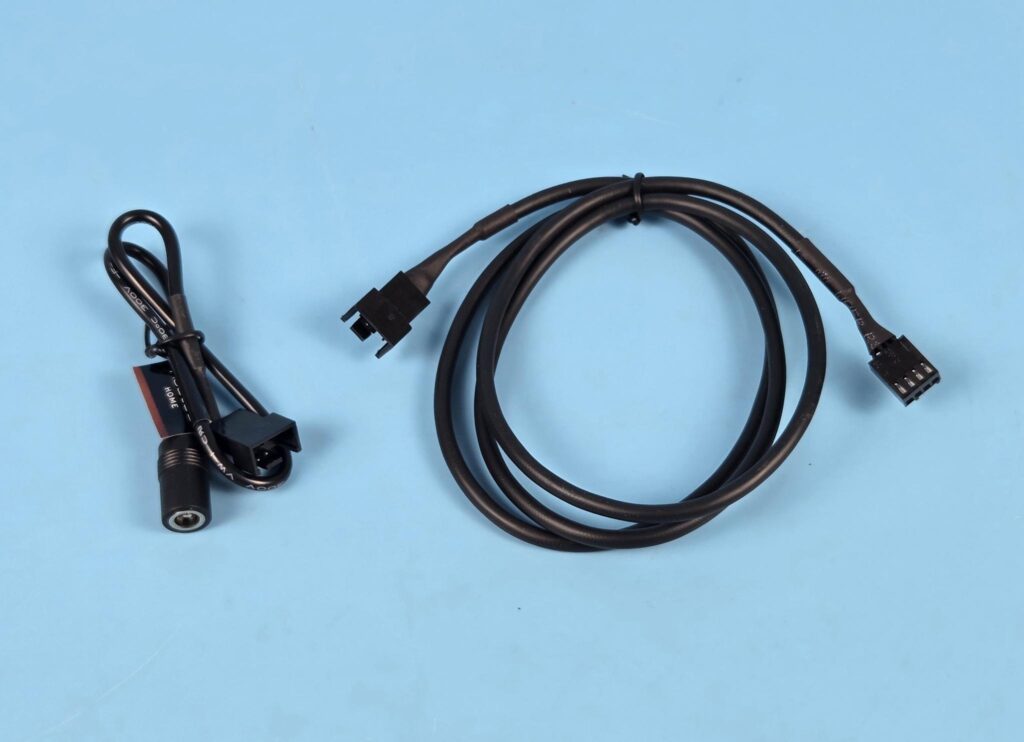 Noctua HOME NV-FS1 and NV-FS2 Review 19 Noctua NV FS2 Cables