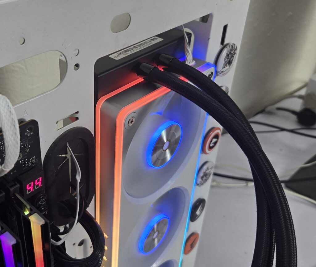 Ocypus Sigma F36 ARGB WH RGB 4