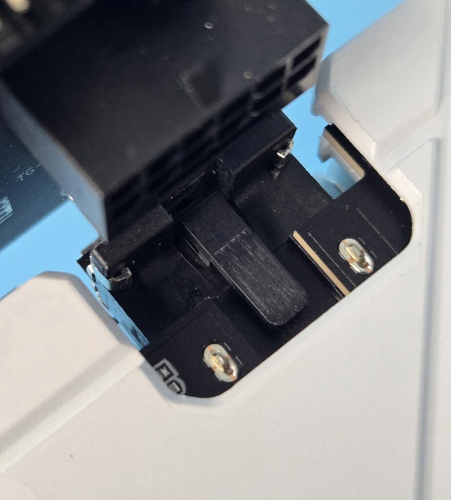 Thermal Grizzly WireView Pro Review - A Must Have for your Peace of Mind 11 Thermal Grizzly WireView Pro Adapter 4