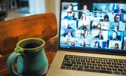 Why Using Team Management Software Enhances Communication Across Groups