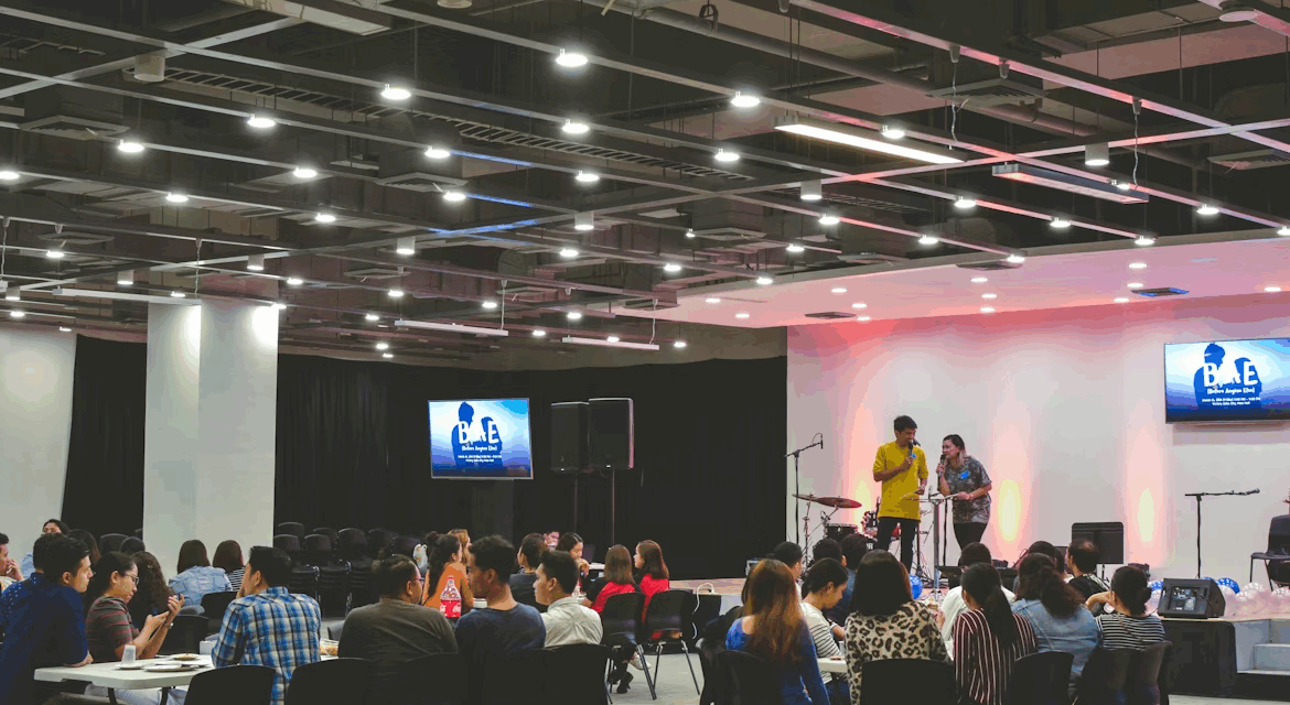 The Role of Business Events in Sharing Technology Ideas