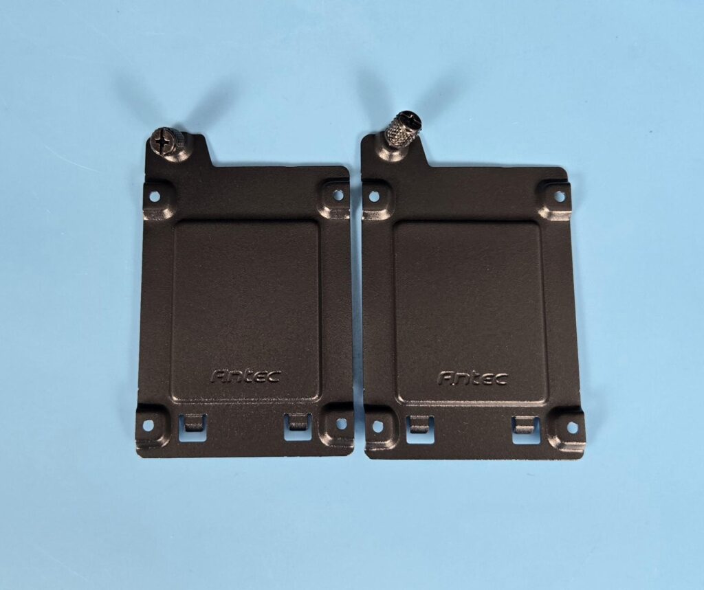 Antec Flux Pro Noctua Edition: A Must Have 72 Antec Flux Pro Noctua Edition Backside View 12