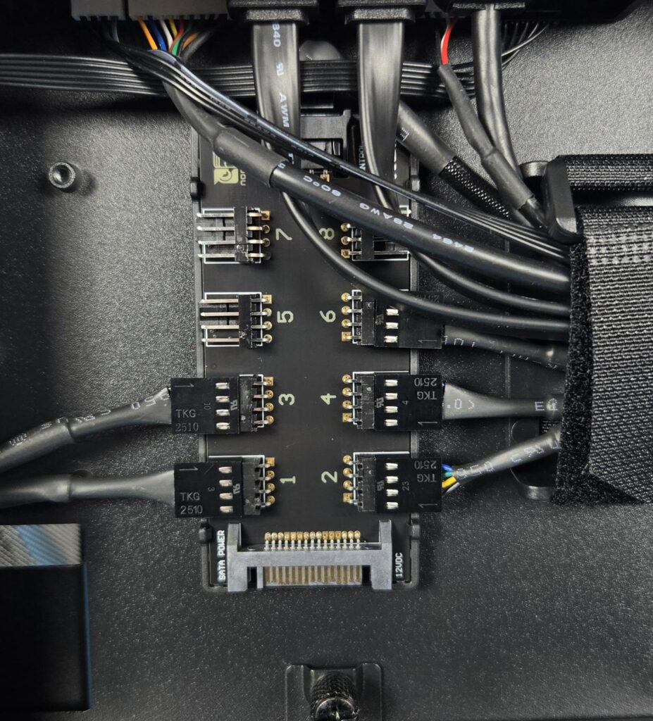 Antec Flux Pro Noctua Edition: A Must Have 76 Antec Flux Pro Noctua Edition Backside View 14