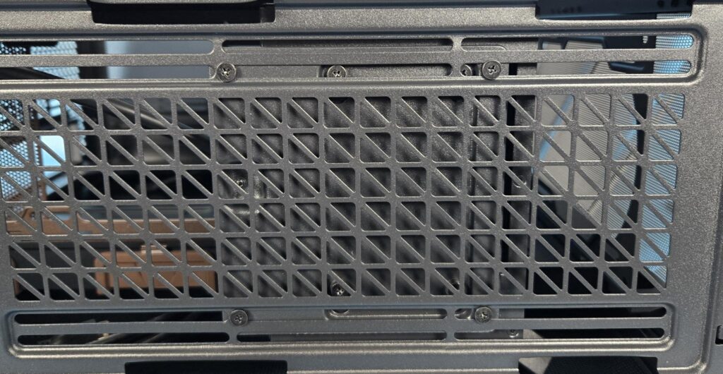 Antec Flux Pro Noctua Edition: A Must Have 35 Antec Flux Pro Noctua Edition Bottom View 3