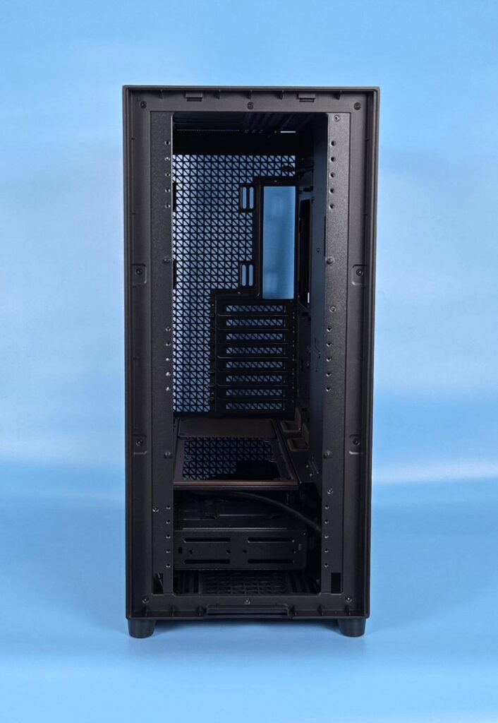 Antec Flux Pro Noctua Edition: A Must Have 23 Antec Flux Pro Noctua Edition Front View 5
