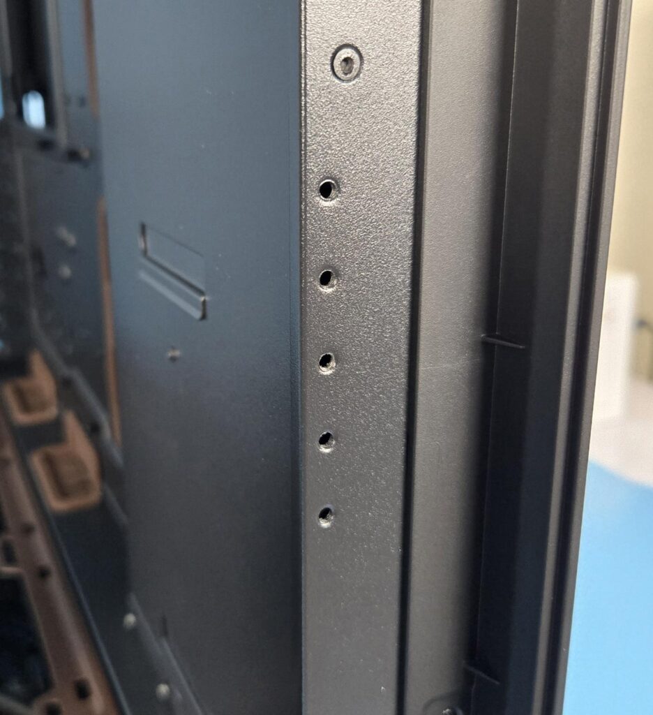 Antec Flux Pro Noctua Edition: A Must Have 24 Antec Flux Pro Noctua Edition Front View 6