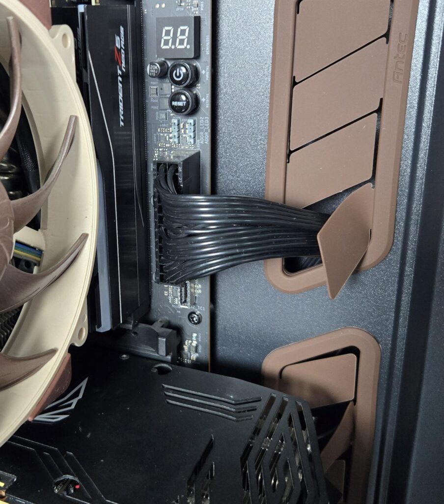 Antec Flux Pro Noctua Edition: A Must Have 94 Antec Flux Pro Noctua Edition Installation 11