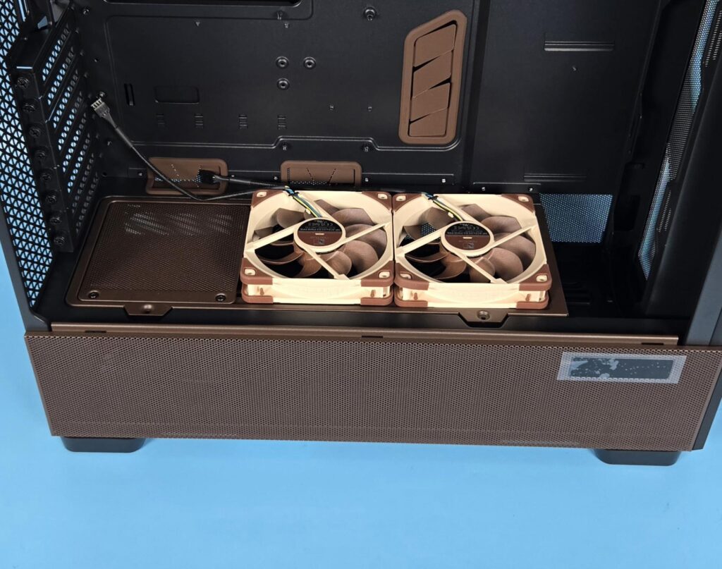 Antec Flux Pro Noctua Edition: A Must Have 57 Antec Flux Pro Noctua Edition Side View 12