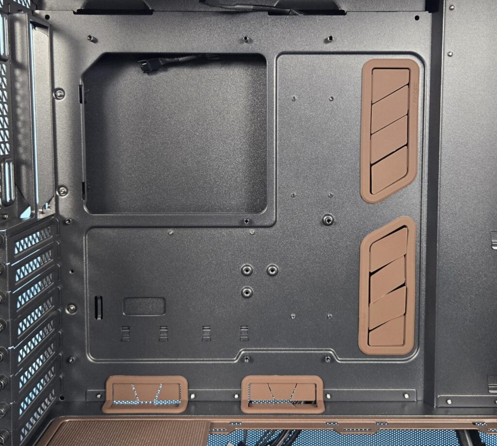 Antec Flux Pro Noctua Edition: A Must Have 47 Antec Flux Pro Noctua Edition Side View 3