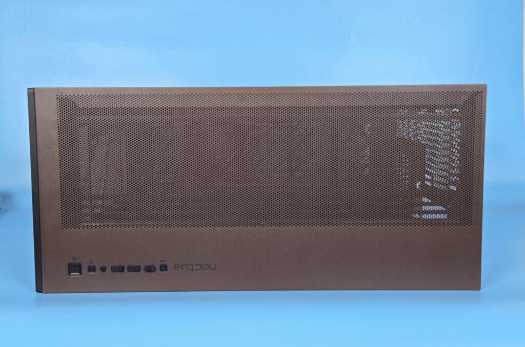 Antec Flux Pro Noctua Edition: A Must Have 36 Antec Flux Pro Noctua Edition Top View 1