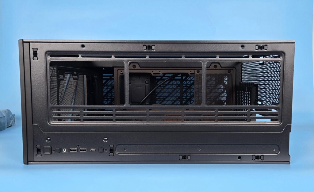 Antec Flux Pro Noctua Edition: A Must Have 37 Antec Flux Pro Noctua Edition Top View 2
