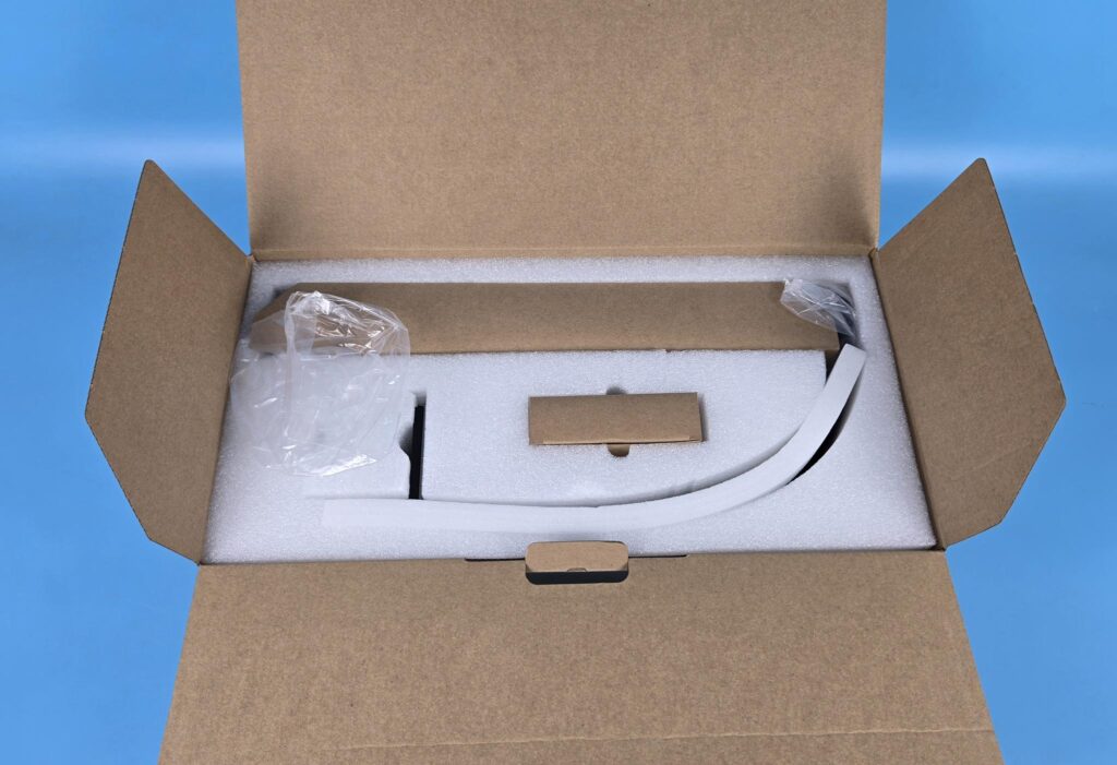 DeepCool LT360 Vision ARGB Review: Large Screen with Silent Cooling 3 DeepCool LT360 Vision ARGB Packing Box 2