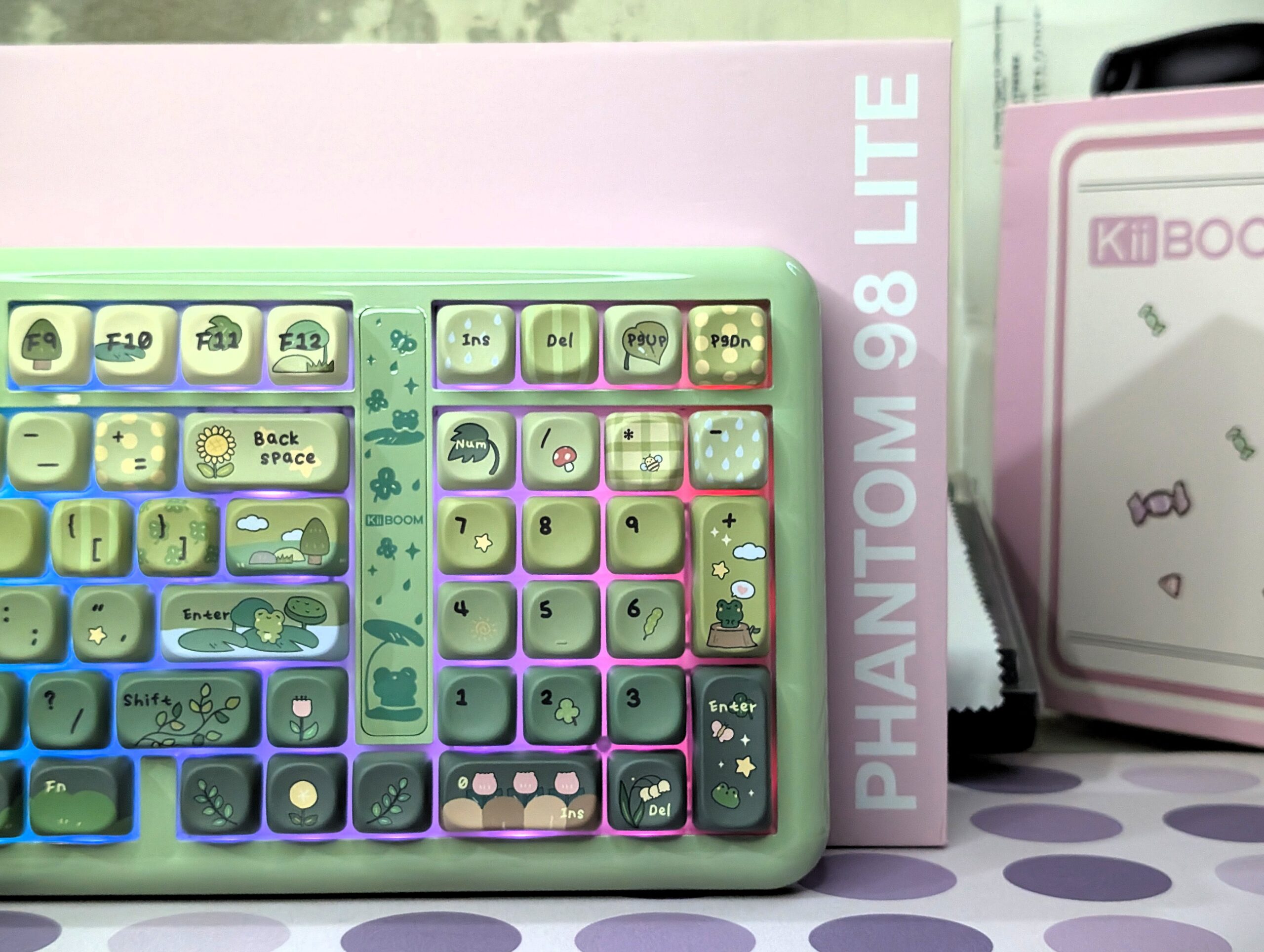 KiiBOOM Phantom 98 Lite review – Quiet switches and beautiful