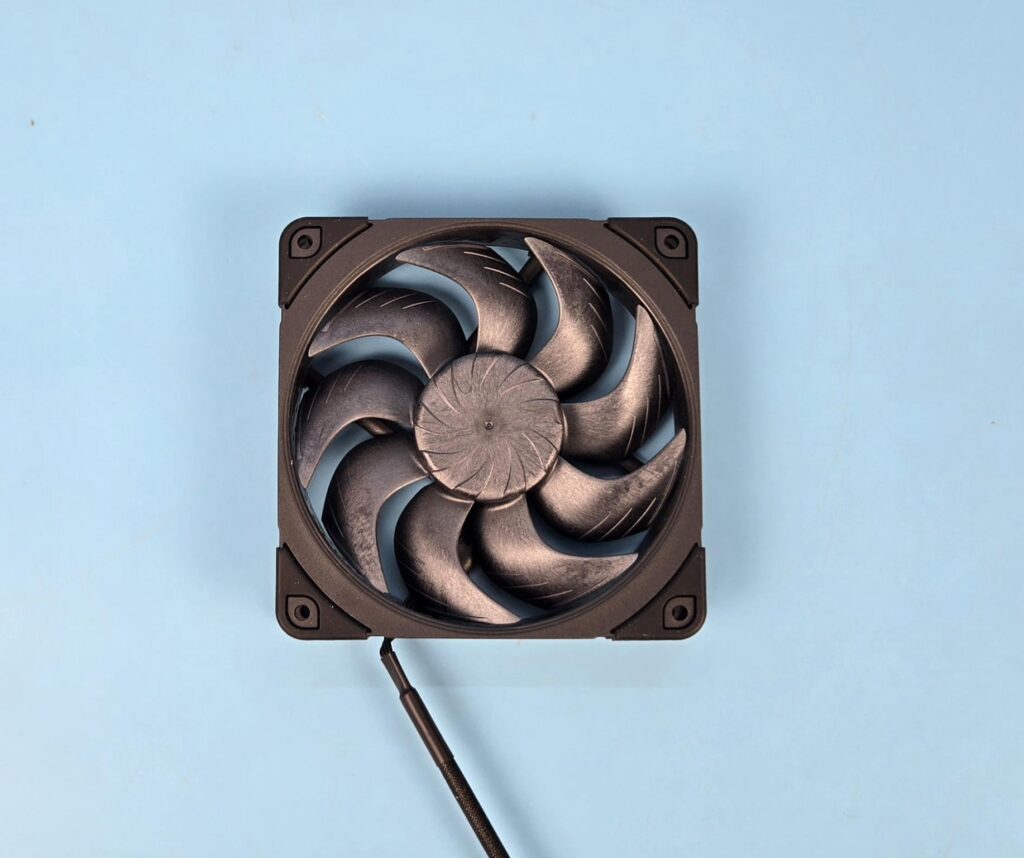 Noctua NF A12x25 PWM G2 chromax.black Front View
