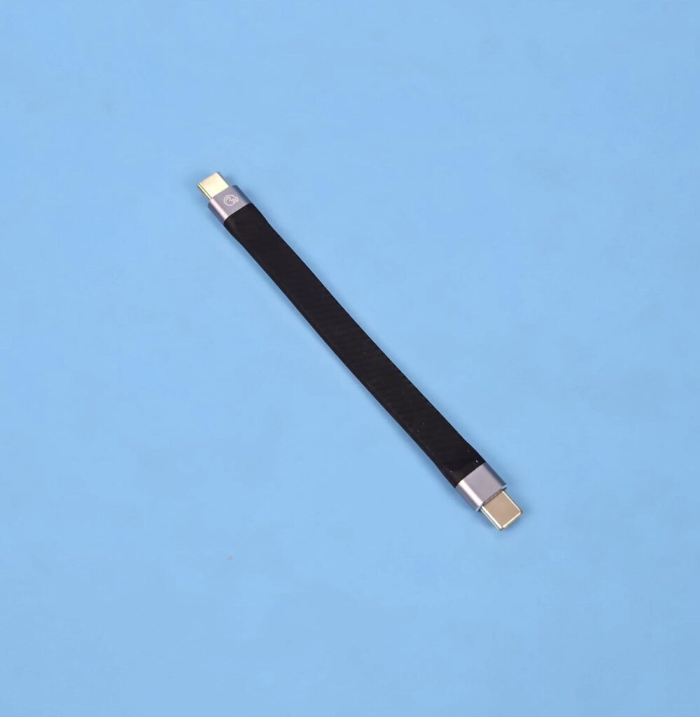 Orico K20 Mini Drive Review: Impressive Speeds in Small Form 10 Orico K20 Mini Cable 1