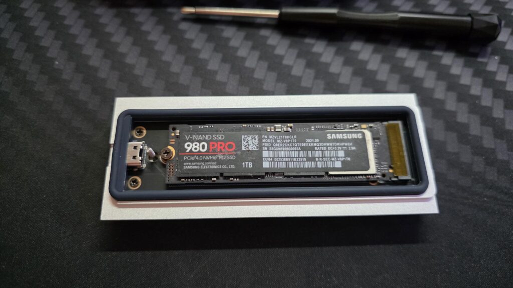 TERRAMASTER D1 SSD ENCLOSURE 12