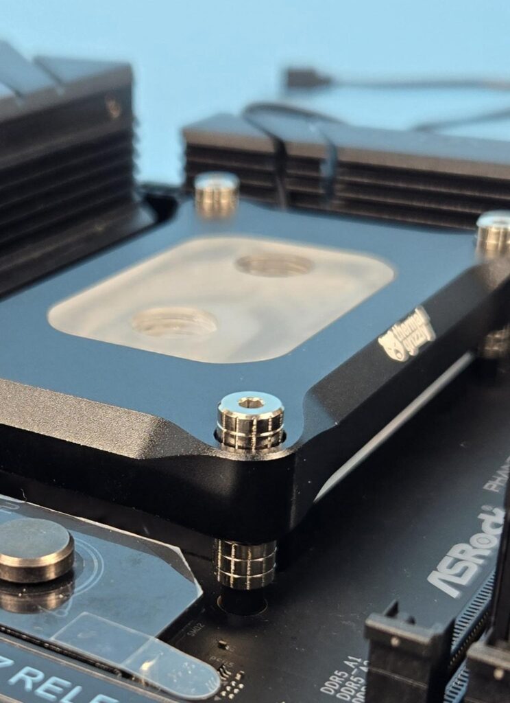 Thermal Grizzly Mycro Pro AM5 RGB Water Block Review: An Excellent Performer 26 Thermal Grizzly Mycro Pro RGB AM5 Installation 4