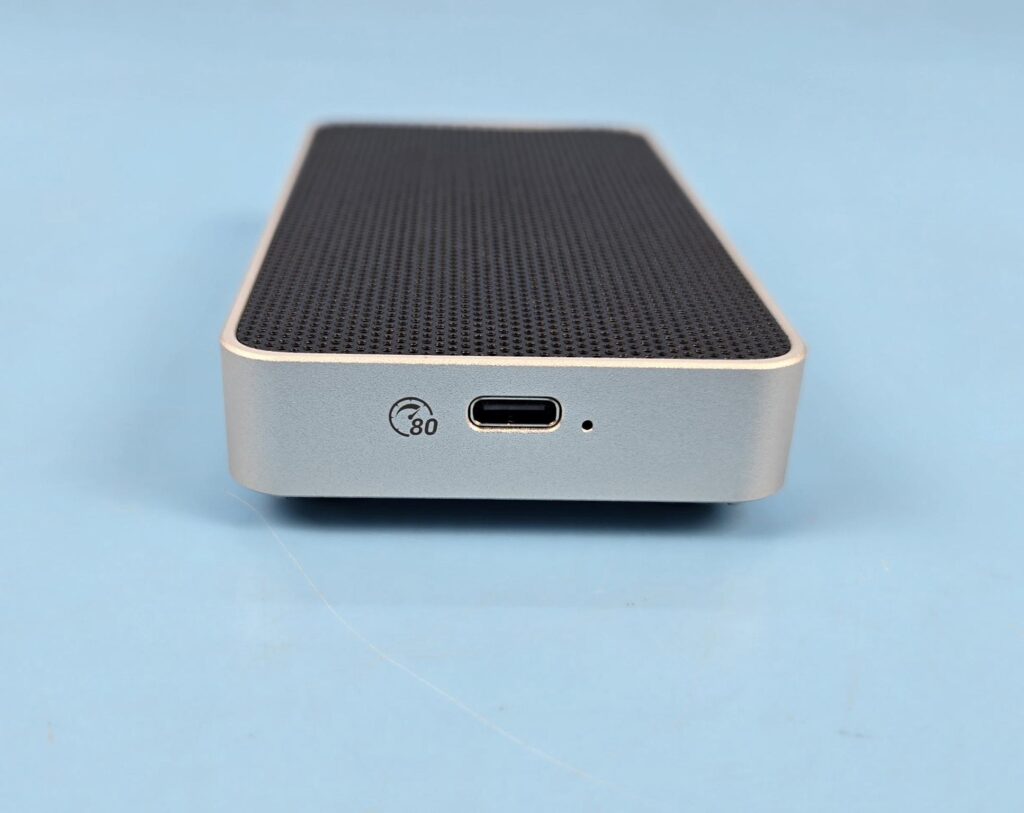 ORICO X50 Pro Thunderbolt80G Enclosure Review 10 Orico X50 Pro Thunderbolt 5 Enclosure Port Side