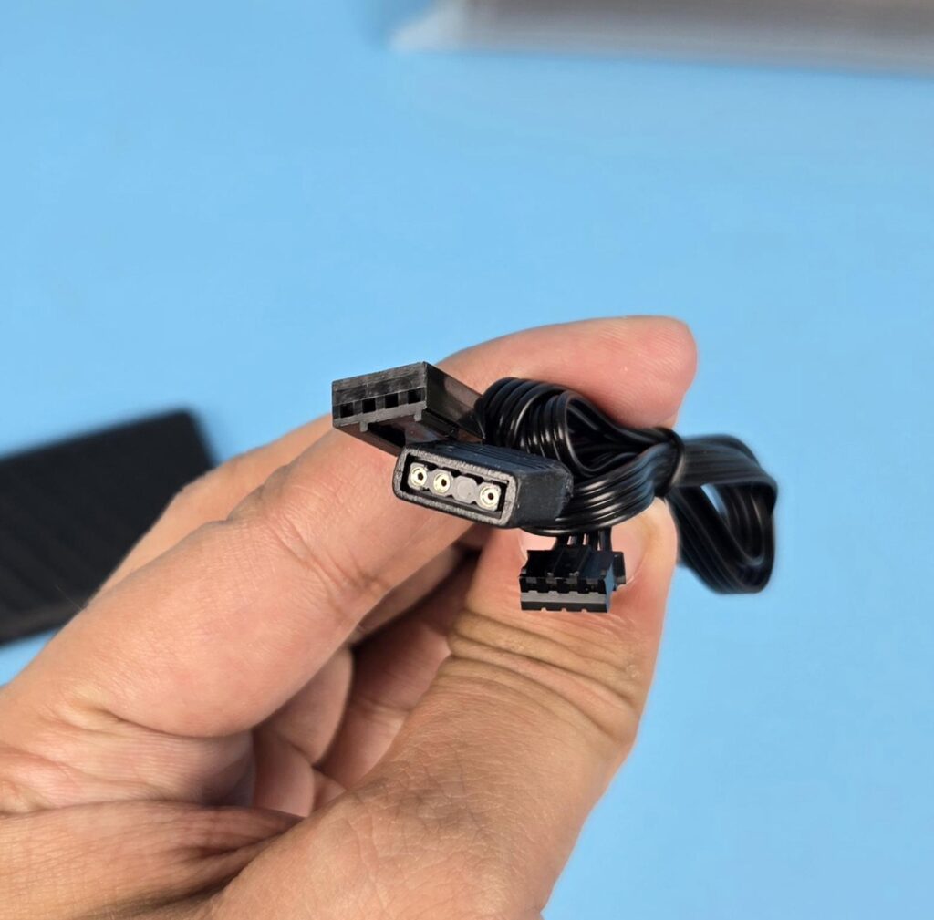 XASTRA Astra LZ360 ARGB Black Review: Nostalgic Pixel Display! 37 XASTRA Astra LZ360 ARGB Black Controller 11