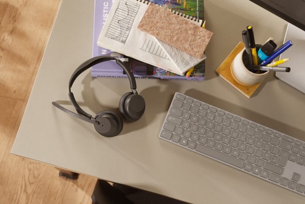 Jabra Evolve3 Expands with Three New Headsets 1 Jabra Evolve3 headsets 4