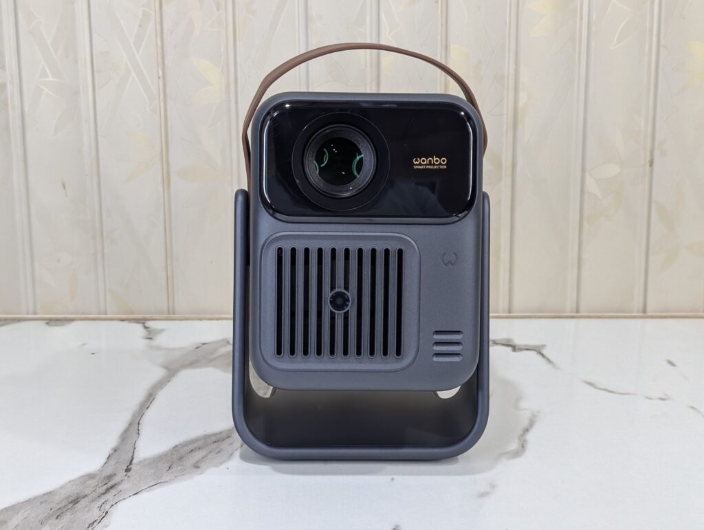 Wanbo ToGo Pro Review – A Portable Projector with a Built-In Battery and Google TV 7 Wanbo ToGo Pro Projector