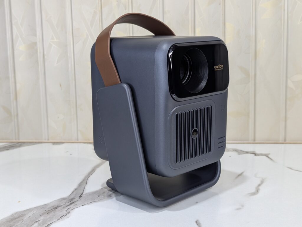 Wanbo ToGo Pro Review – A Portable Projector with a Built-In Battery and Google TV 8 Wanbo ToGo Pro Projector 9